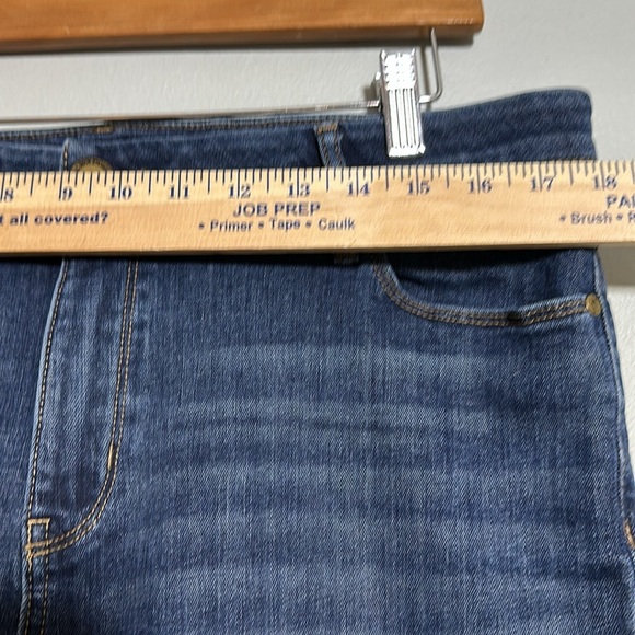 Vera Wang Cropped Jeans Women’s Size 16 - Picture 2 of 7